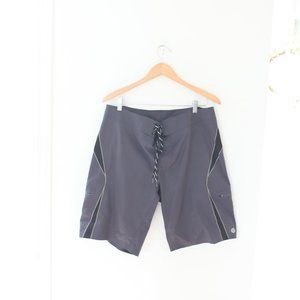 Lululemon gray black wave board shorts swim trunks